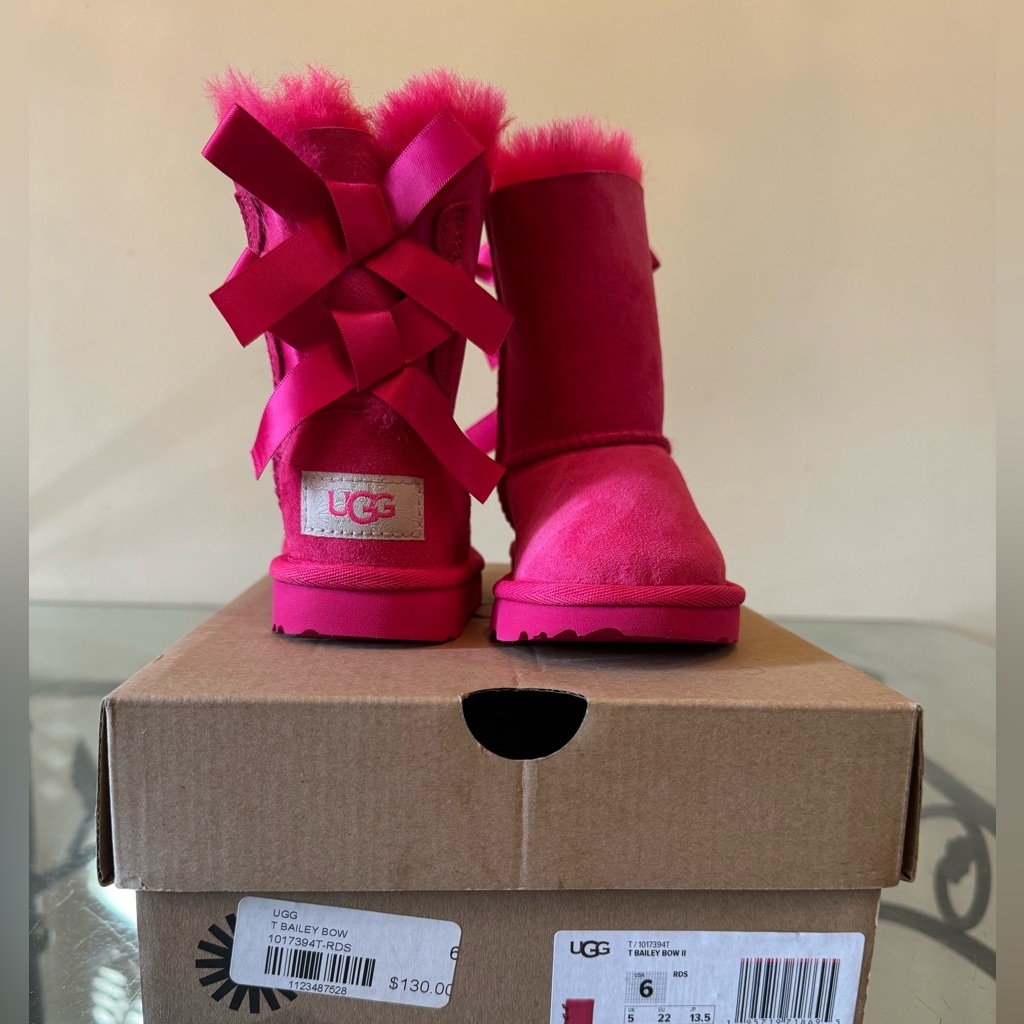 Bailey Bow Boot